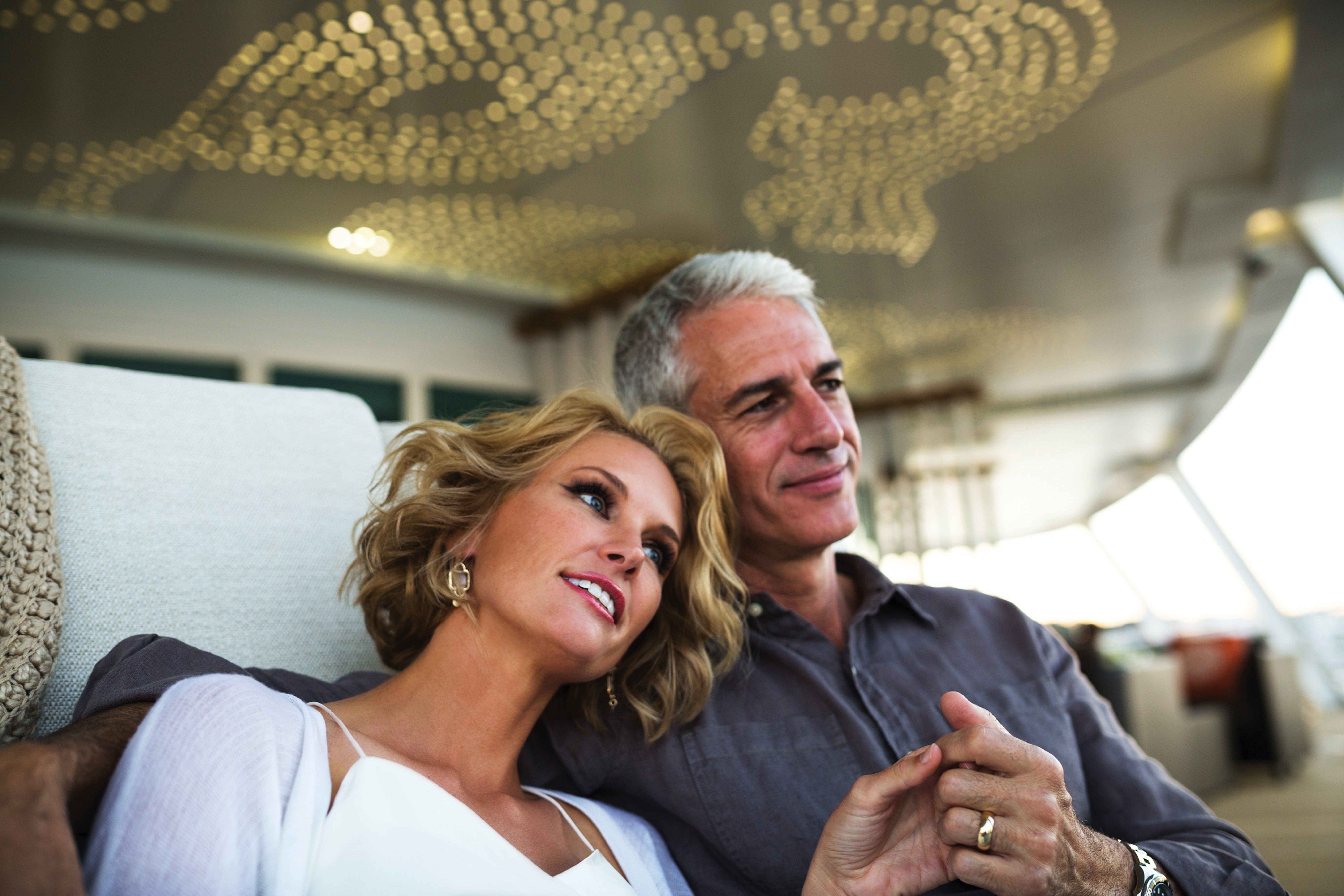 Seven Seas Voyager - Horizon Lounge